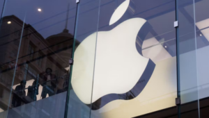 Trump Dorong Perusahaan “Seperti Apple” Pindahkan Produksi ke AS
